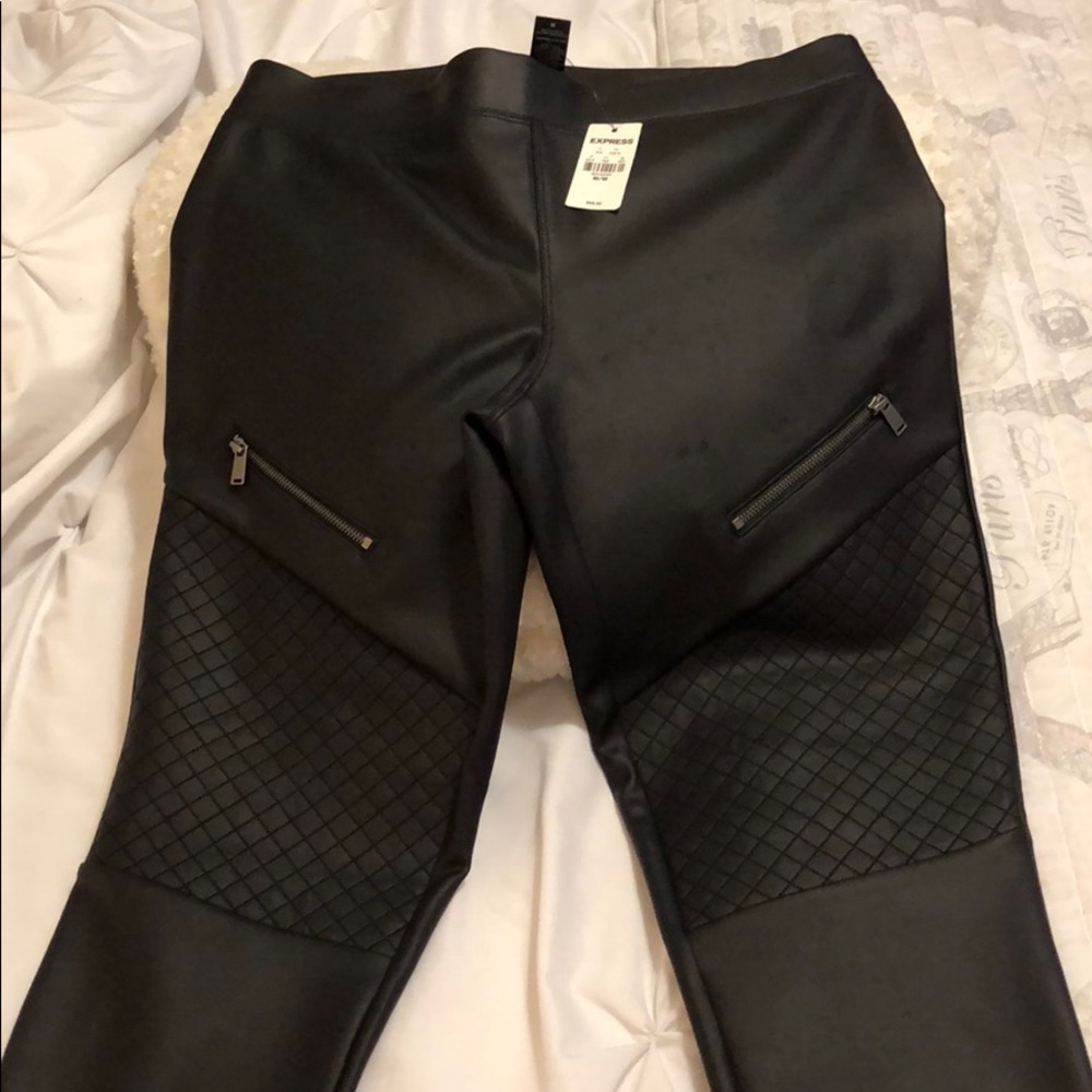 Express faux leather leggings black size M NWT